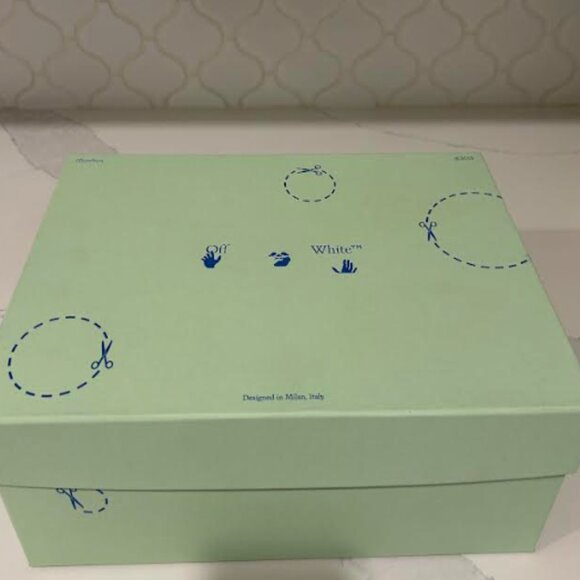 Off‑White Low Vulcanized Calf Leather Black and White Sneakers size 38 - Picture 4 of 5